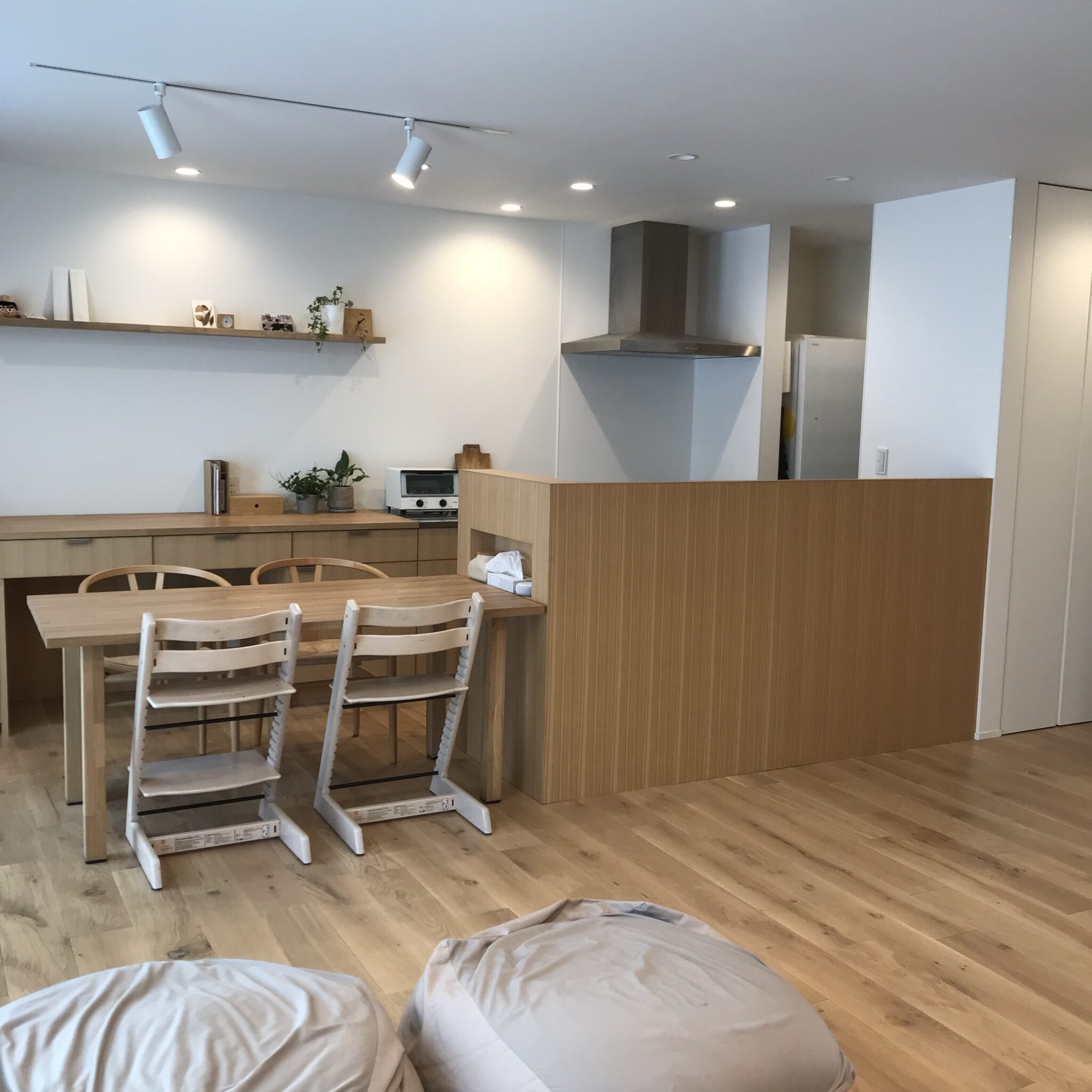 カーテンストッパーとは?/ふさかけもいらない名アイテム。付け方も解説! | UCHIの平屋